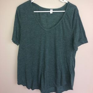 Over sized green top